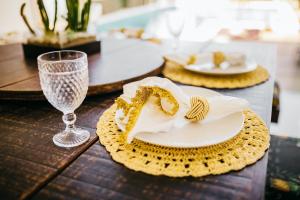 Set of matching table linen and napkin ring