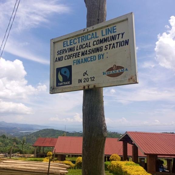 Electrical line provided by Kopakama for the coffee farming community 