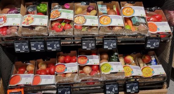 Meal kits assortment at a mainstream supermarket