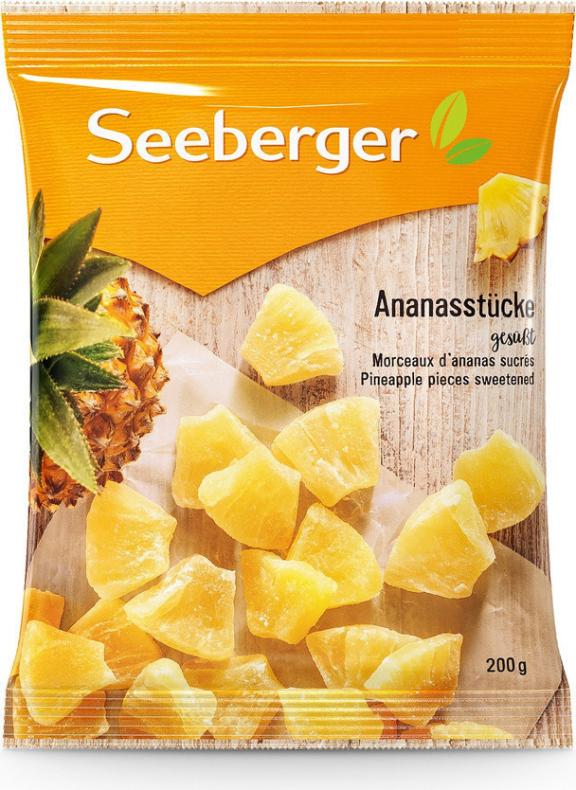 Sweetened dried pineapple pieces snack, from Seeberger