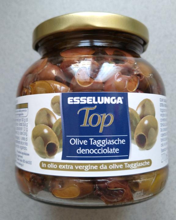 Pitted table olives sold by Esselunga